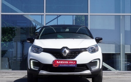 Renault Kaptur I рестайлинг, 2016 год, 1 398 000 рублей, 2 фотография