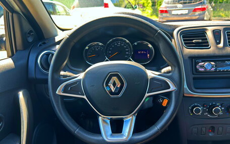 Renault Logan II, 2018 год, 795 000 рублей, 18 фотография