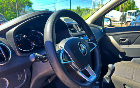 Renault Logan II, 2018 год, 795 000 рублей, 17 фотография