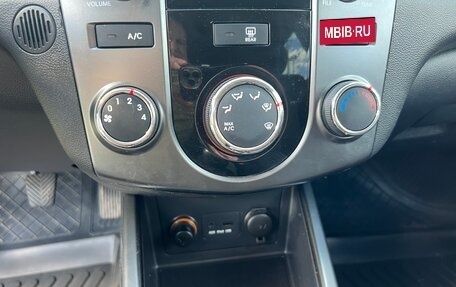 KIA Cerato III, 2009 год, 855 000 рублей, 16 фотография