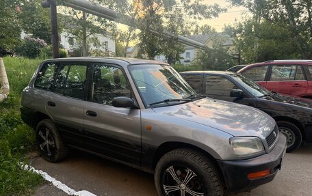 Toyota RAV4, 1995 год, 640 000 рублей, 2 фотография