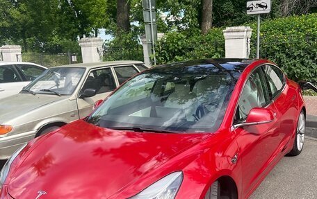 Tesla Model 3 I, 2018 год, 2 950 000 рублей, 3 фотография