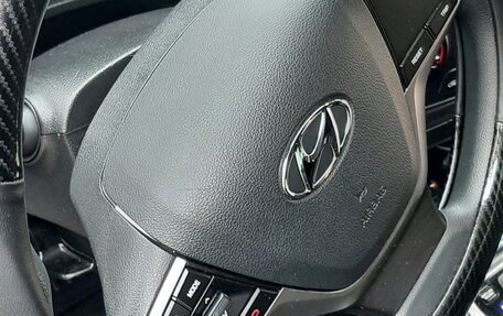 Hyundai Solaris II рестайлинг, 2021 год, 1 800 000 рублей, 24 фотография