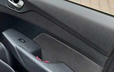 Hyundai Solaris II рестайлинг, 2021 год, 1 800 000 рублей, 19 фотография