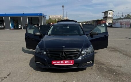 Mercedes-Benz E-Класс, 2009 год, 1 300 000 рублей, 2 фотография