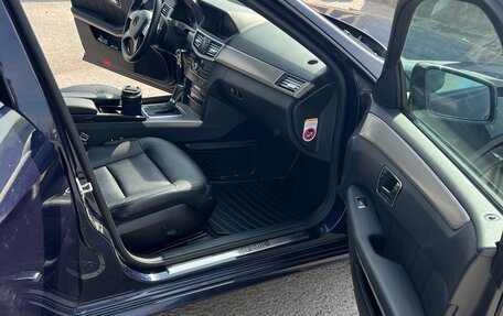 Mercedes-Benz E-Класс, 2009 год, 1 300 000 рублей, 17 фотография