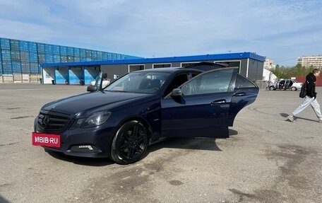 Mercedes-Benz E-Класс, 2009 год, 1 300 000 рублей, 8 фотография