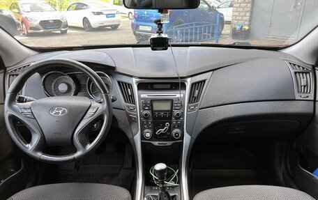 Hyundai Sonata VI, 2010 год, 899 000 рублей, 10 фотография