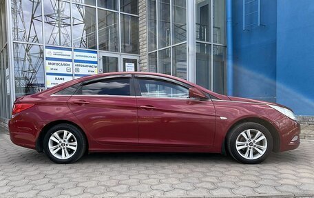 Hyundai Sonata VI, 2010 год, 899 000 рублей, 6 фотография