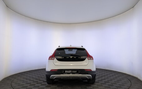 Volvo V40 Cross Country I, 2014 год, 1 550 000 рублей, 6 фотография