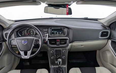 Volvo V40 Cross Country I, 2014 год, 1 550 000 рублей, 10 фотография
