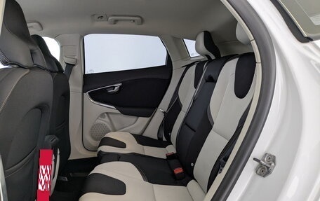 Volvo V40 Cross Country I, 2014 год, 1 550 000 рублей, 12 фотография