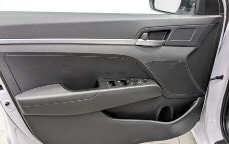 Hyundai Elantra VI рестайлинг, 2020 год, 1 860 000 рублей, 19 фотография