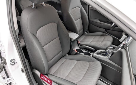 Hyundai Elantra VI рестайлинг, 2020 год, 1 860 000 рублей, 22 фотография