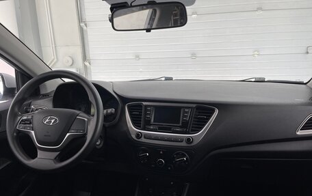 Hyundai Solaris II рестайлинг, 2021 год, 1 689 000 рублей, 11 фотография