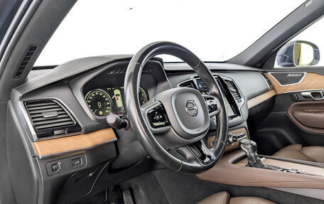 Volvo XC90 II рестайлинг, 2019 год, 4 300 000 рублей, 17 фотография