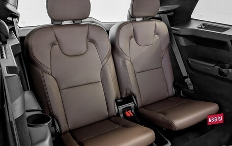 Volvo XC90 II рестайлинг, 2019 год, 4 300 000 рублей, 13 фотография