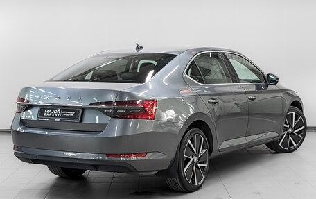Skoda Superb III рестайлинг, 2022 год, 3 400 000 рублей, 5 фотография