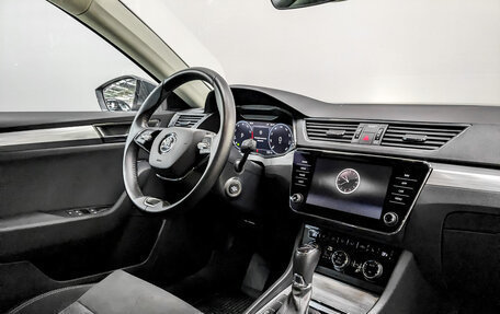 Skoda Superb III рестайлинг, 2022 год, 3 400 000 рублей, 14 фотография