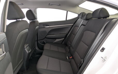 Hyundai Elantra VI рестайлинг, 2020 год, 1 915 000 рублей, 10 фотография