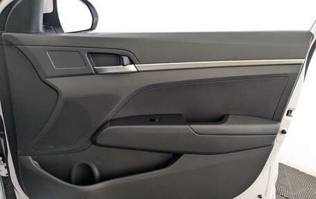 Hyundai Elantra VI рестайлинг, 2020 год, 1 915 000 рублей, 20 фотография