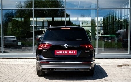 Volkswagen Tiguan II, 2017 год, 2 550 000 рублей, 4 фотография