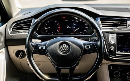 Volkswagen Tiguan II, 2017 год, 2 550 000 рублей, 16 фотография