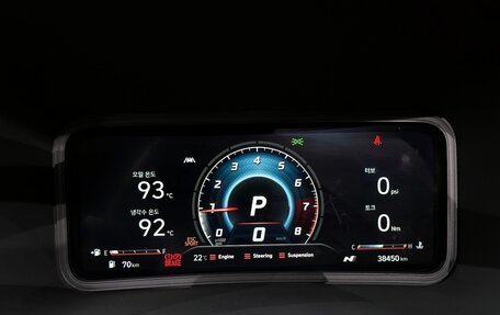 Hyundai Kona I, 2022 год, 2 390 000 рублей, 11 фотография