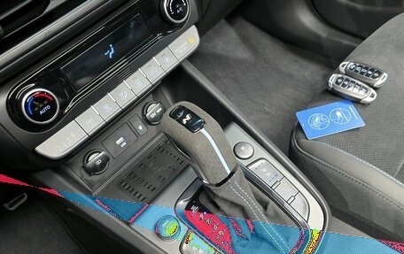 Hyundai Kona I, 2022 год, 2 390 000 рублей, 12 фотография