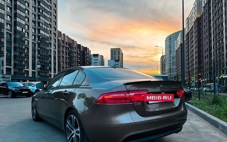Jaguar XE I рестайлинг, 2015 год, 2 350 000 рублей, 3 фотография