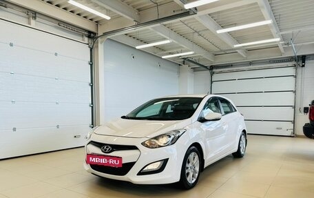 Hyundai i30 II рестайлинг, 2013 год, 1 379 000 рублей, 2 фотография
