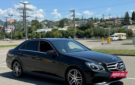 Mercedes-Benz E-Класс, 2015 год, 1 900 000 рублей, 4 фотография