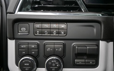Chevrolet Tahoe IV, 2025 год, 14 370 000 рублей, 10 фотография