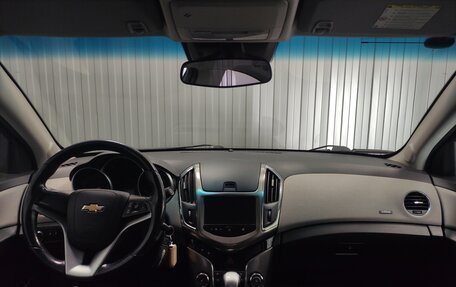 Chevrolet Cruze II, 2013 год, 950 000 рублей, 8 фотография