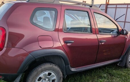 Renault Duster I рестайлинг, 2014 год, 915 000 рублей, 3 фотография