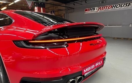 Porsche 911, 2021 год, 16 380 000 рублей, 37 фотография