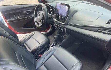 Toyota Yaris XP150 рестайлинг, 2021 год, 1 350 000 рублей, 10 фотография
