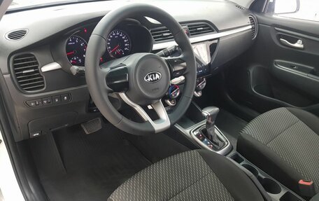 KIA Rio IV, 2019 год, 945 000 рублей, 10 фотография