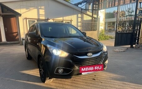 Hyundai ix35 I рестайлинг, 2012 год, 950 000 рублей, 2 фотография