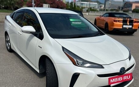 Toyota Prius IV XW50, 2019 год, 2 190 000 рублей, 9 фотография