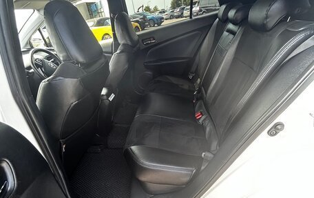 Toyota Prius IV XW50, 2019 год, 2 190 000 рублей, 21 фотография