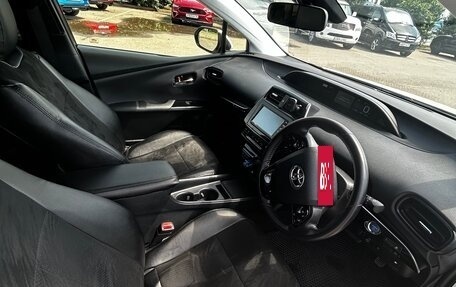 Toyota Prius IV XW50, 2019 год, 2 190 000 рублей, 17 фотография