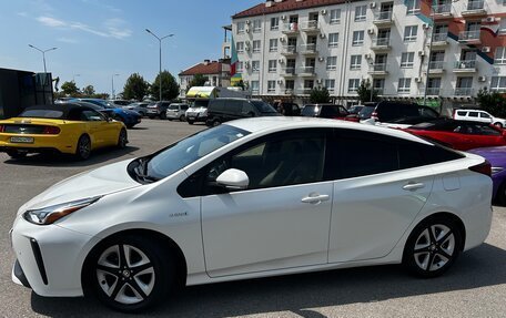Toyota Prius IV XW50, 2019 год, 2 190 000 рублей, 35 фотография