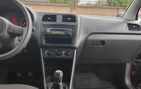 Volkswagen Polo VI (EU Market), 2012 год, 765 000 рублей, 11 фотография