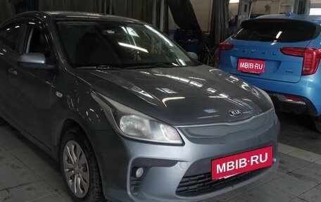 KIA Rio IV, 2017 год, 999 000 рублей, 2 фотография
