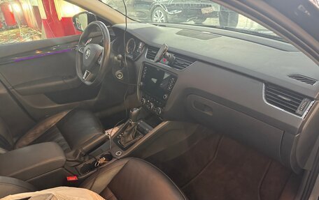 Skoda Octavia, 2018 год, 1 900 000 рублей, 11 фотография