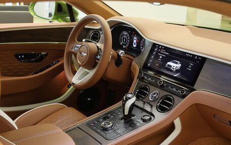 Bentley Continental GT, 2024 год, 56 600 000 рублей, 7 фотография