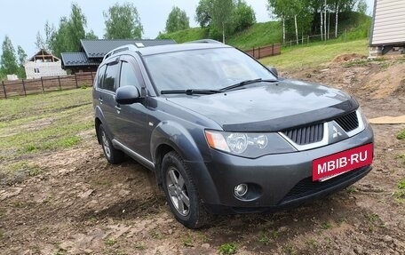 Mitsubishi Outlander III рестайлинг 3, 2008 год, 867 000 рублей, 3 фотография