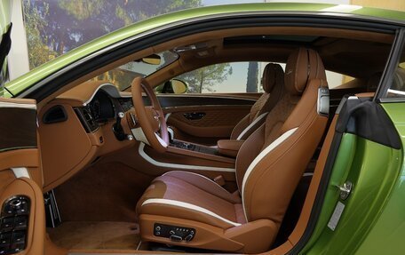 Bentley Continental GT, 2024 год, 56 600 000 рублей, 26 фотография
