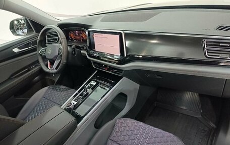 Volkswagen Teramont I, 2024 год, 5 400 000 рублей, 14 фотография